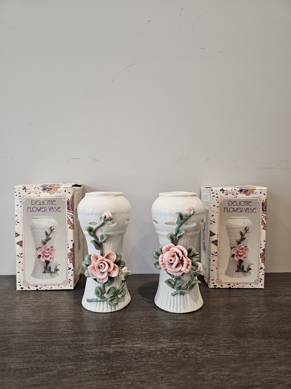 Delicate 3D Flower Vase Pair